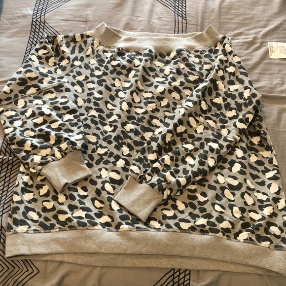 Animal Print Cold Shoulder Sweater - Picture 2 of 6